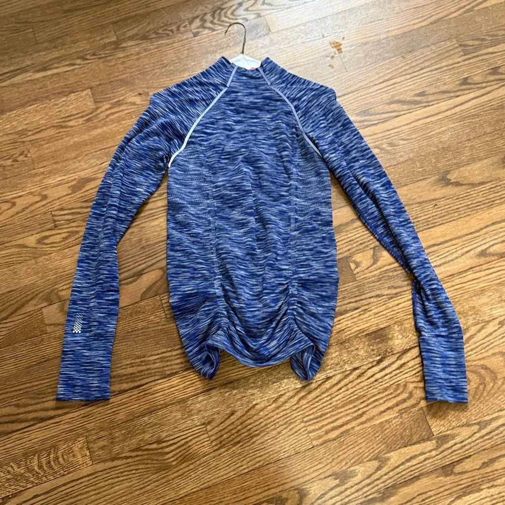 Athleta Heathered Blue Long Sleeve Top Size XS